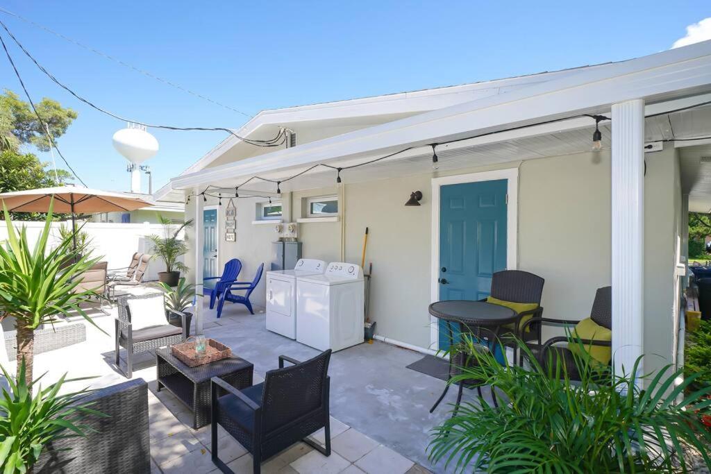 Modern, Fresh - Only 3 Miles To The Beach! Appartement Sarasota Buitenkant foto