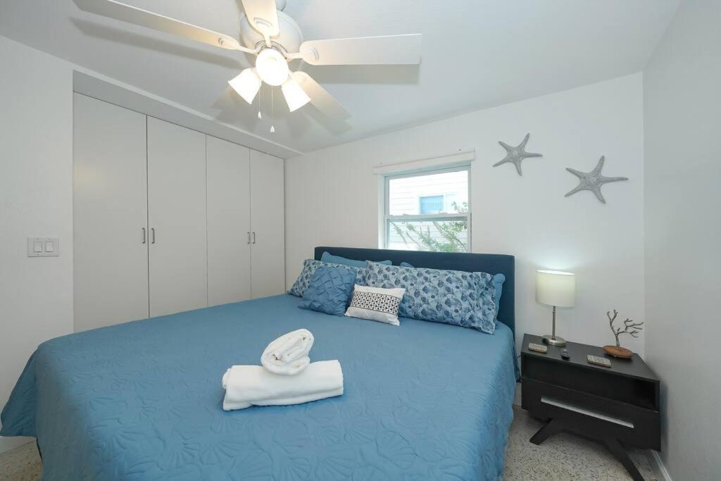 Modern, Fresh - Only 3 Miles To The Beach! Appartement Sarasota Buitenkant foto